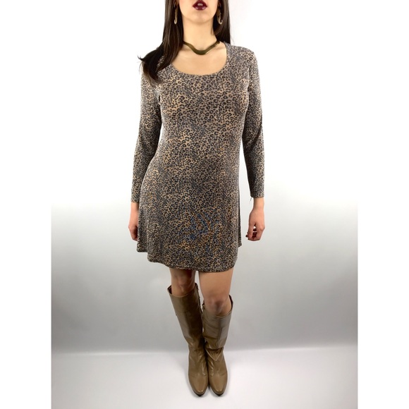 Vintage Dresses & Skirts - 90’s leopard print slinky dress